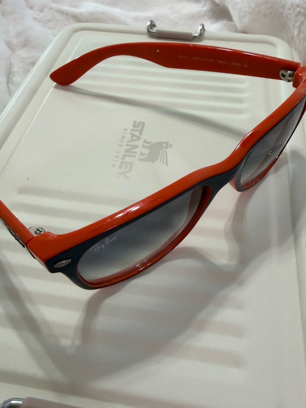 Ray-Ban New Wayfarer Color Mix Sunglasses With Case - Picture 8 of 14